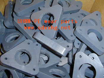 HDPE spacer for pipe support
